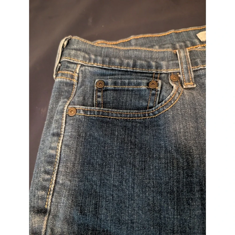 Levi's 505 Straight Fit Mens Size 32x28 Med Wash Blue Denim Jeans Cotton Blend